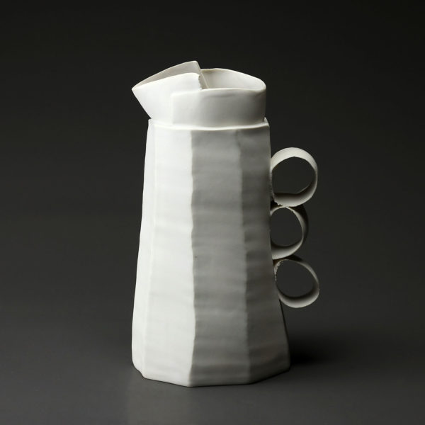 Carafe en céramique, porcelaine émaillée blanc