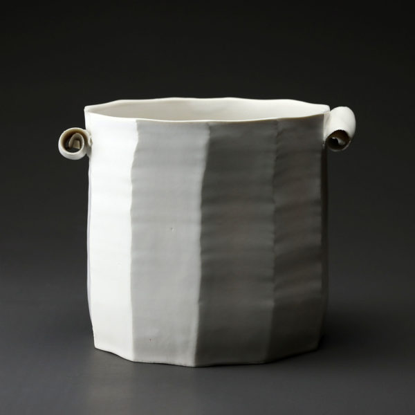 Pot en céramique, porcelaine émaillée blanc